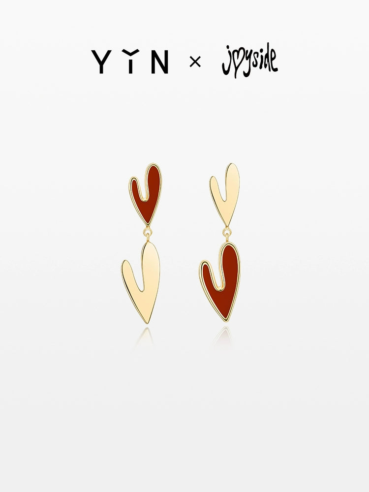 Yin Asymmetric 18K Gold Heart-Shaped Earrings