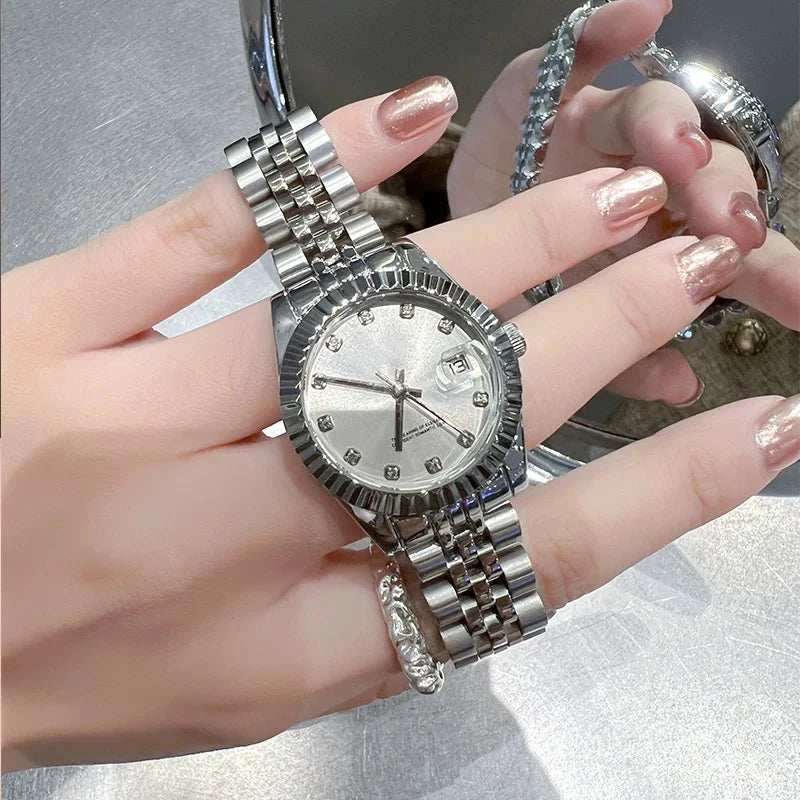 2024 New Exquisite and practical Ladies Diamond-Studded Luminous Retro Female Watch Belt Quartz Modern minimalist Watch